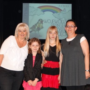 Julia i Gabrysia zaśpiewały w Pyrzycach