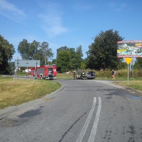 STRAŻACY GASILI POŻAR MERCEDESA