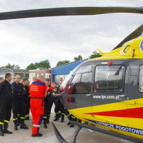 Strażackie szkolenie na lotnisku