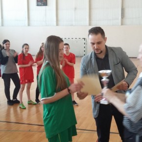 PIŁKARKI RĘCZNE Z KARNIC ZNÓW NA PODIUM