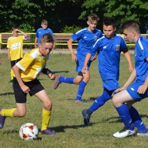 TRAMPKARZE WYGRYWAJĄ Z WICHREM BROJCE