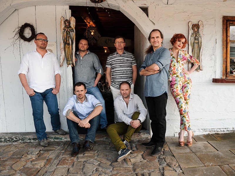 ea8c8d_454df2283ca54a03b778cc9e4559c10a