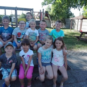 W PAPROTNIE DZIECI SIĘ NIE NUDZĄ