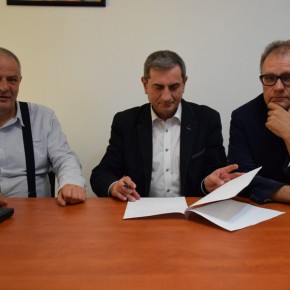 TEATR POWRÓCI LATEM TEATR POWRÓCI LATEM