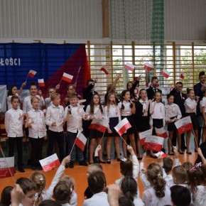 100-LECIE ODZYSKANIA NIEPODLEGŁOŚCI 100-LECIE ODZYSKANIA NIEPODLEGŁOŚCI