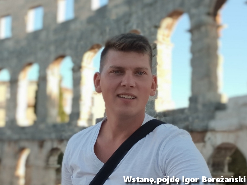 40168293_1933703173363448_1819369943544627200_o