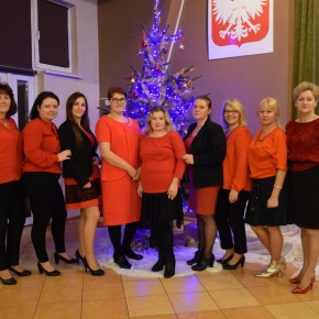 ŻYCZENIA ŚWIĄTECZNE OD PRACOWNIKÓW GMINNEGO KLUBU KULTURY