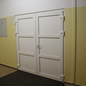 FERIE TO CZAS REMONTÓW SZKÓŁ