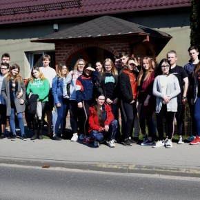 GIMNAZJUM W URZĘDZIE