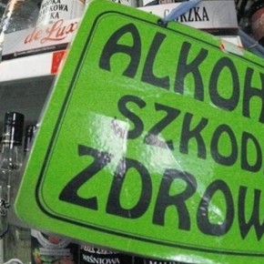 PIWO RZĄDZI. ILE WYDALIŚMY NA ALKOHOL W 2021?