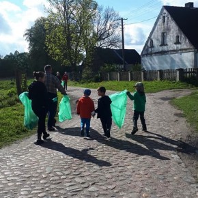 MODLIMOWO: MIESZKAŃCY POSPRZĄTALI SWOJĄ WIEŚ