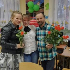 W DREŻEWIE DZIEŃ KOBIET NA WESOŁO