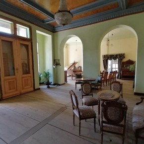 KAWIARNIA W PAŁACU W PAPROTNIE JUŻ OTWARTA