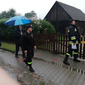 BITWA O WOZY – GŁOSUJĄC MOŻESZ POMÓC STRAŻAKOM