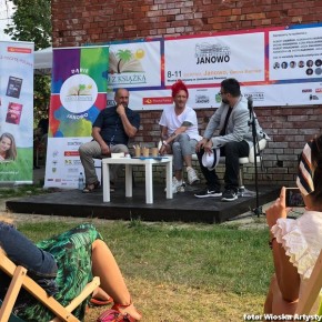 LATO Z KSIĄŻKĄ – Spotkania z pisarzami i warsztaty dla dzieci