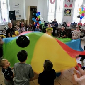 KIEDY ŚMIEJE SIĘ DZIECKO ŚMIEJE SIĘ CAŁY ŚWIAT