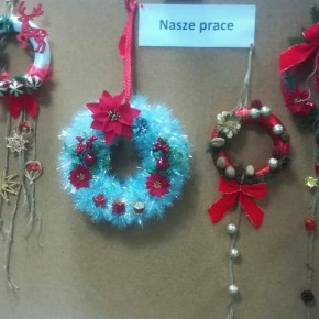 ŚWIĄTECZNE DEKORACJE ŚWIETLICY W LĘDZINIE