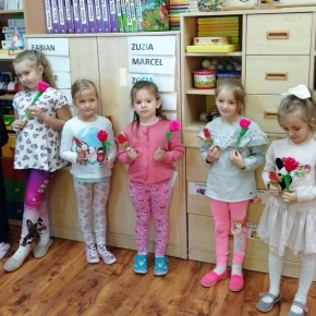 DZIEŃ KOBIET U CERKWICKICH ŻURAWINEK