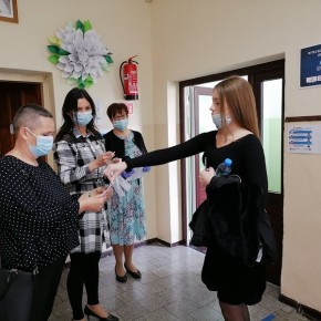 KLASY 8 ROZPOCZĘŁY EGZAMINY KLASY 8 ROZPOCZĘŁY EGZAMINY