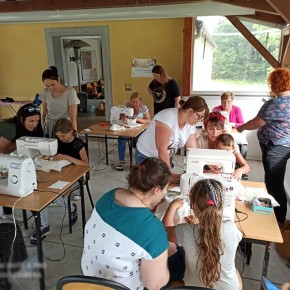 WARSZTATY SZYCIA WORKÓW NA CHLEB