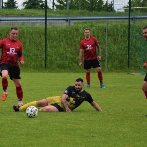 BIZON WYGRYWA Z SOKOŁEM