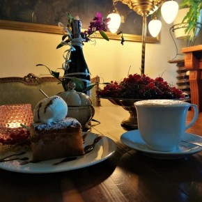 ZAPROSZENIE DO PAŁACOWEJ KAWIARENKI