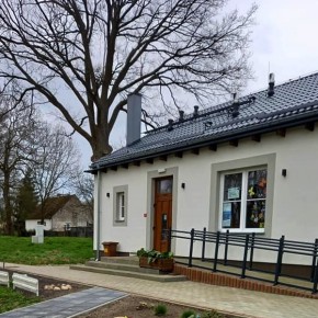 GODZINY PRACY ŚWIETLIC W WAKACJE