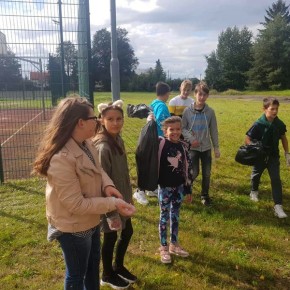 UCZNIOWIE Z KARNIC W AKCJI SPRZĄTANIA ŚWIATA