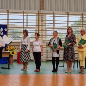 DZIEŃ NAUCZYCIELA W KARNICKIEJ SZKOLE