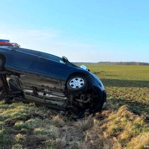 ZDARZENIE DROGOWE MIĘDZY MOJSZEWEM A KARNICAMI