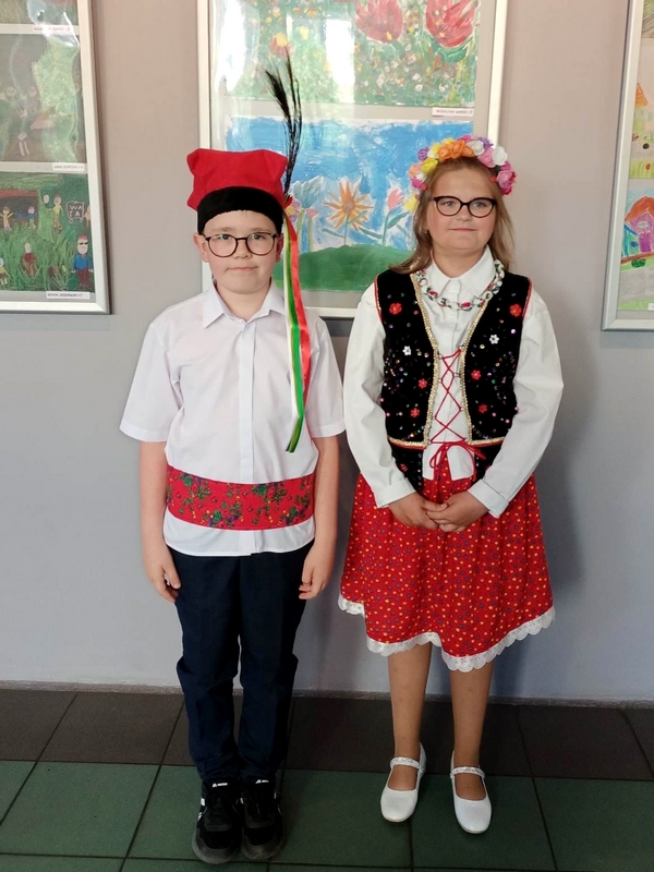 355621184_952009909207740_3401554297784524702_n