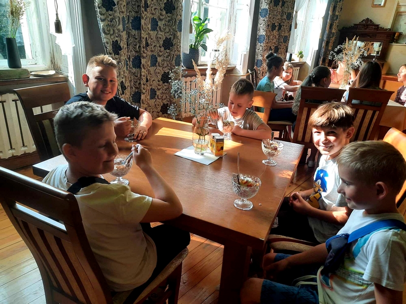 360518873_992097505163916_6173754863921108357_n