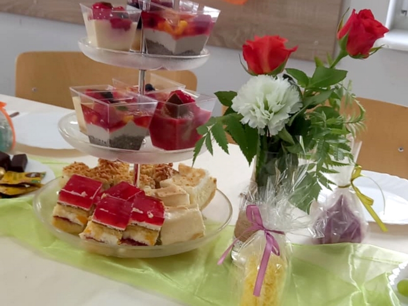 351c4e72-de13-46b6-a858-13bf8d805317