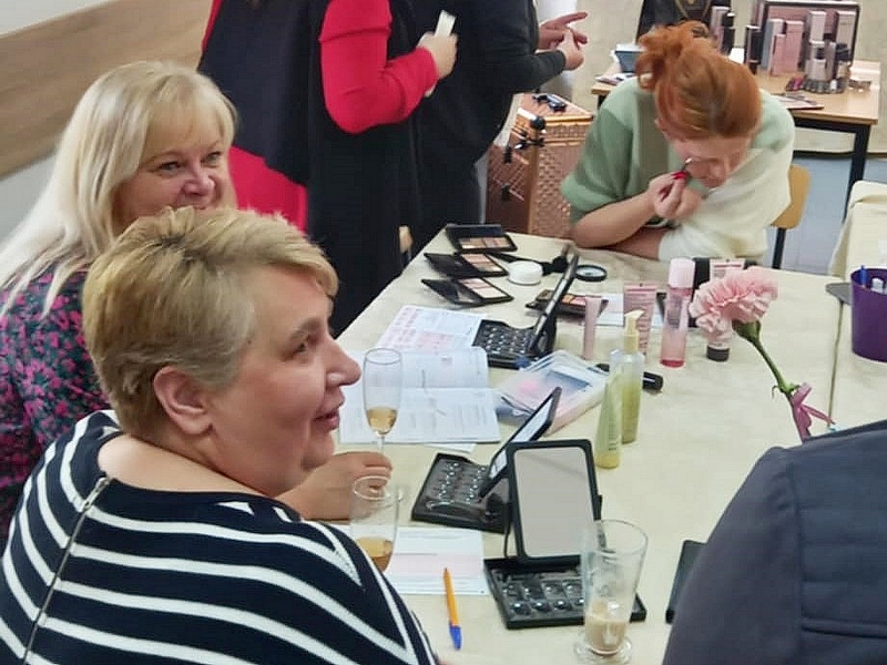 d7aebf58-7f9d-490b-9912-56ec533b7f54