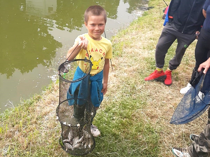 19f40d42-94fc-4cfd-8269-d600cc79001f