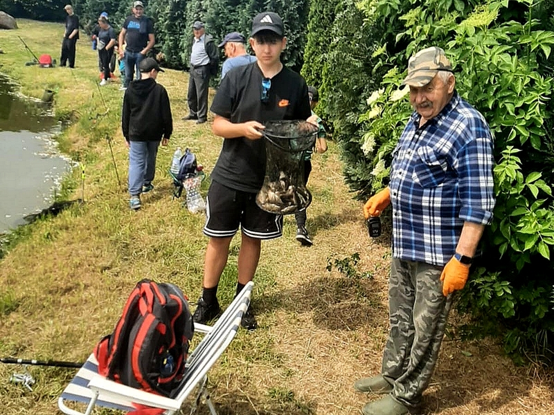 adb4b4c7-5272-4a69-82ab-e9eadee4ebe2