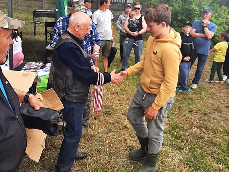 e4ccfba0-7a3e-429e-89d0-9daab5576df3