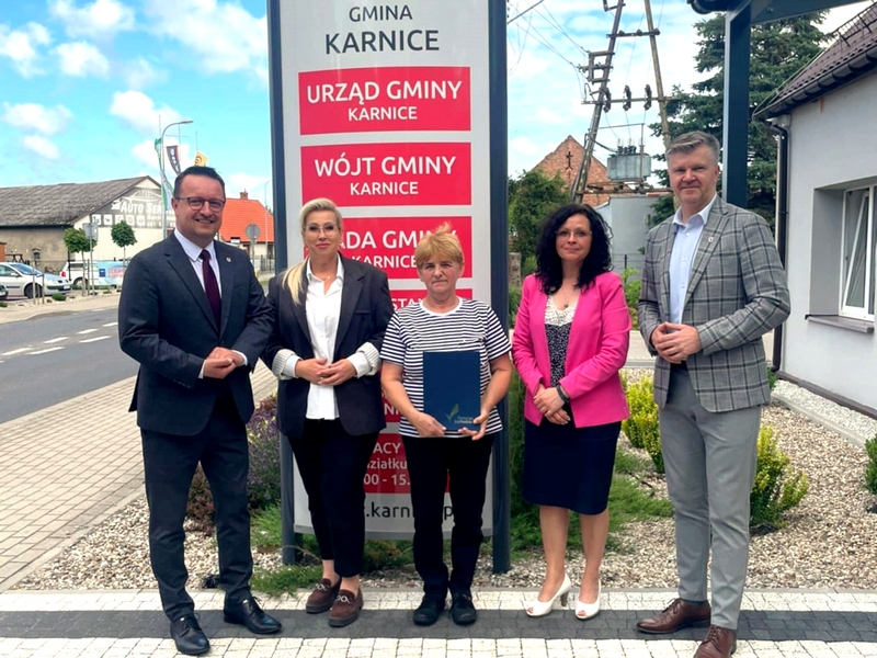 13a25864-1ee0-4c7b-84ae-4517e8bd3f17