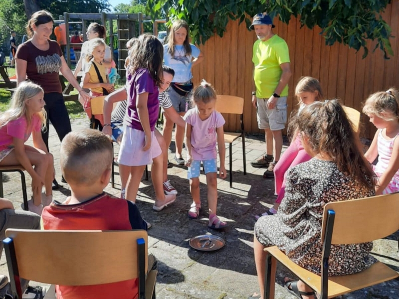 9975a8b8-c97f-4ee6-b1ea-3468bbb4672f