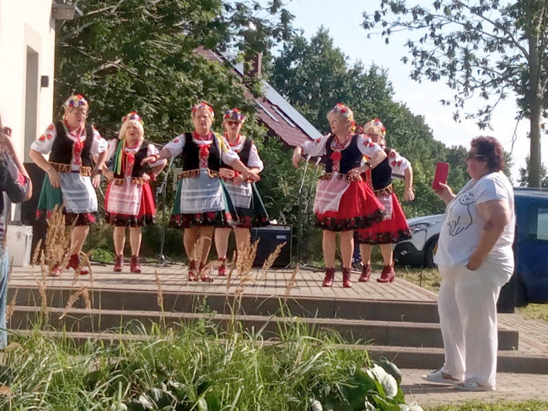 b24eb4e8-6dde-4ed9-a7ed-474e2878487a