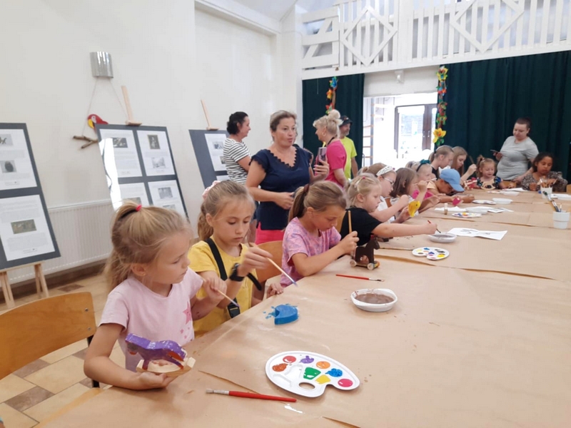 c2f48213-7e2d-44c4-93a7-60cee5ea3d4c