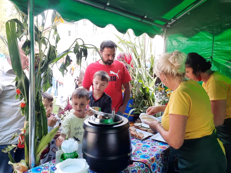 33697457-ad45-4ebf-9859-459c11f29b44