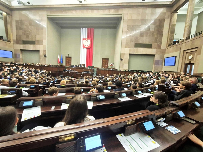 558118255_1351432446770732_5192338952855037286_n