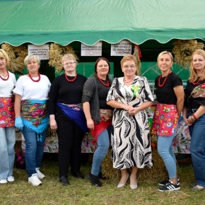 SOŁECTWO TRZESZYN NA DOŻYNKACH