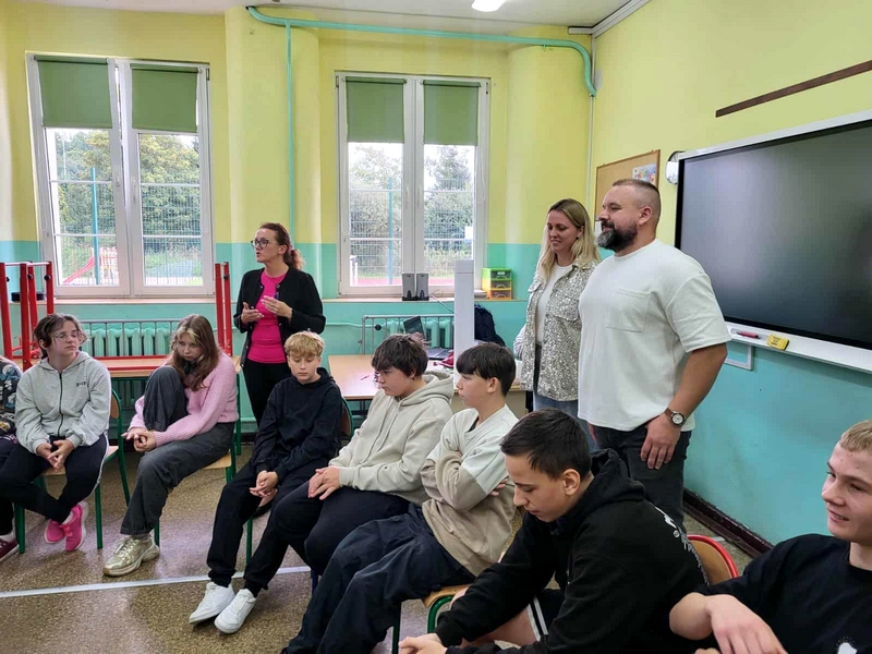 556902109_1556950098713715_6292591749884820244_n