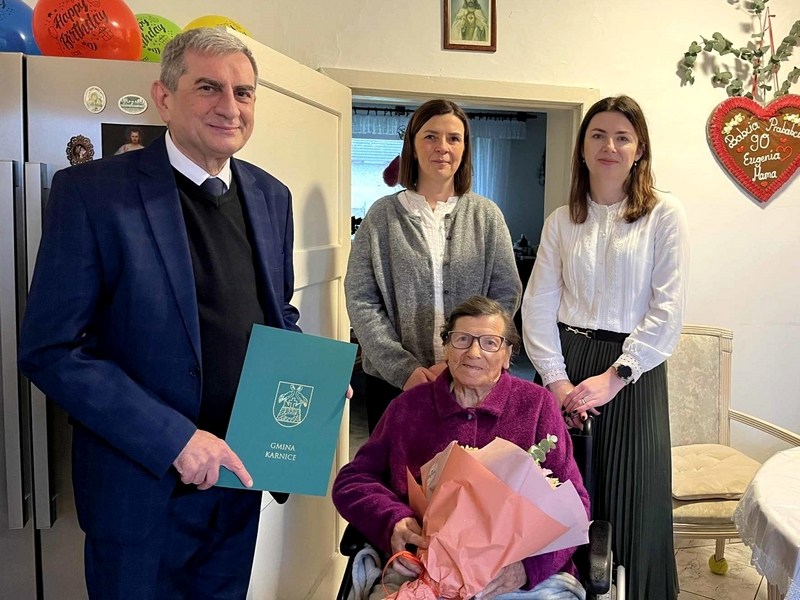 1900c80e-8f46-440a-9196-2aaedb1e3435