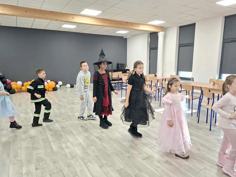 577774266_1591794261895965_1815647223223543446_n