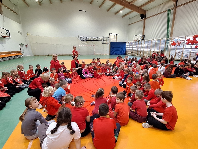 584588662_1395608772353099_3654658914426133763_n