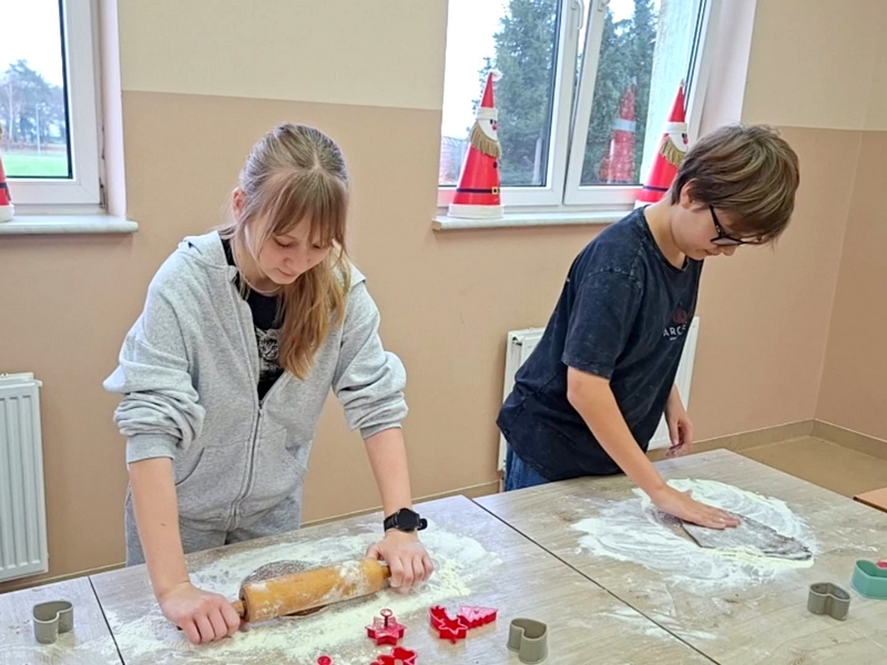 593617712_1406424457938197_8149134878305232021_n