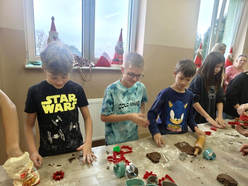 594404497_1406422987938344_6377874299306167956_n